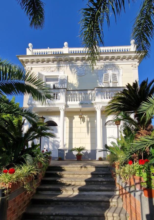 Villa Gabriella - Rooms & Breakfast Sant'Agnello Luaran gambar